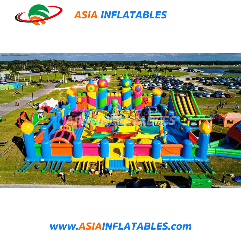 Modern Stylish Inflatable Amusement Park For Rental